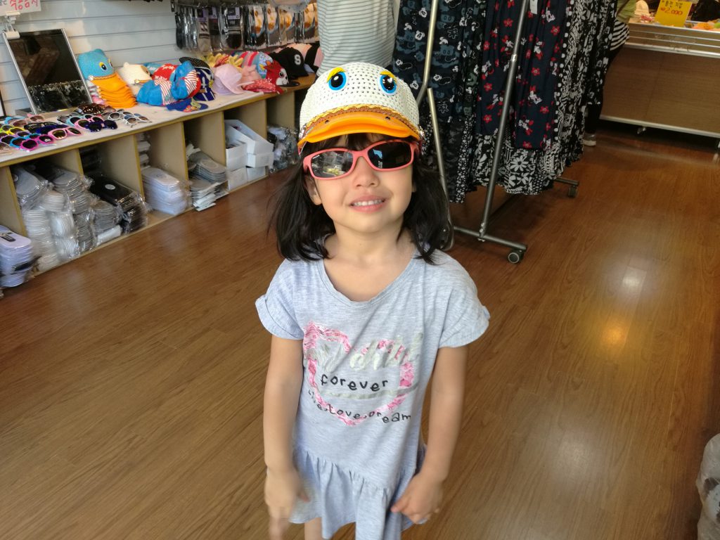 picked up her own hat